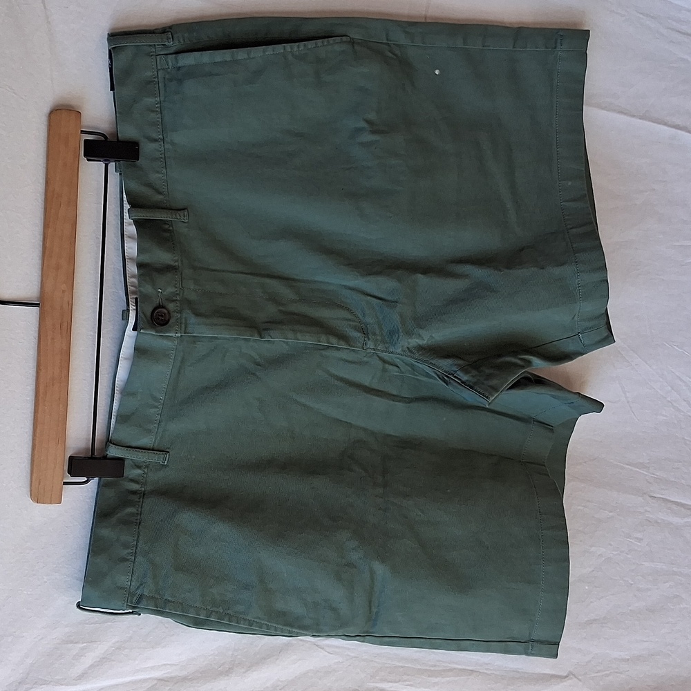 J.Crew Olive Green Shorts Size 40
